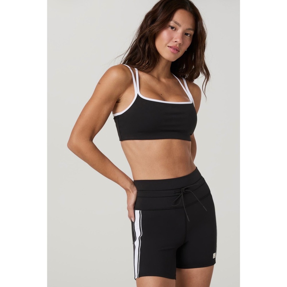 VUORI Daily Layered Tank Black & White Size S NWT Athleisure Yoga Activewear